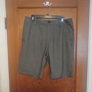 Oakley Golf Shorts Waist 33 Green/Black